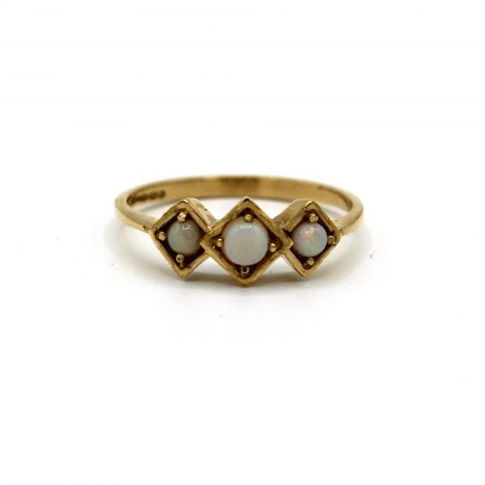 9ct Opal 3 Stone Ring